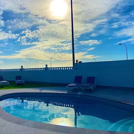 Sueno Azul With A Heated Swimming Pool Villa
