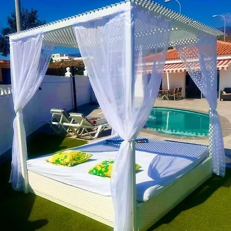 Sueno Azul With A Heated Swimming Pool Villa *