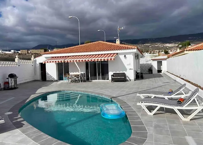 Sueno Azul With A Heated Swimming Pool Callao Salvaje